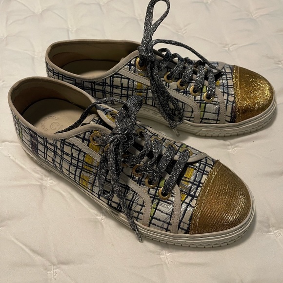 CHANEL Metallic Tweed  SNEAKERS Lace up size 38 - Picture 6 of 7